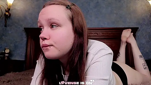 LeahAllsop online show from 06-05-26, 02:16