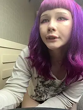 AlexaGudz online show from 04-06-26, 07:59