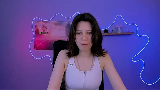 Snapshot of aria_wild_ chatting on 05-17-26, 07:14 aria wild online show from 05-17-26, 07:14