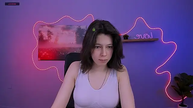 aria wild  online show from 04-12-26, 06:33