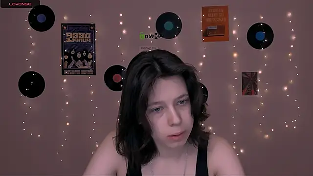 aria wild  online show from 03-19-26, 10:04