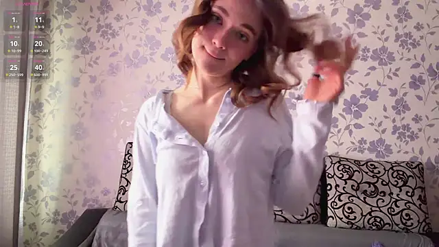 Snapshot of PuraGrant chatting on 04-24-26, 02:13 PuraGrant online show from 04-24-26, 02:13