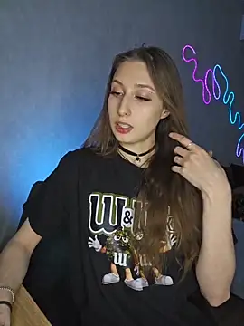 Snapshot of Emma_Willson chatting on 03-20-26, 01:34 Emma Willson online show from 03-20-26, 01:34