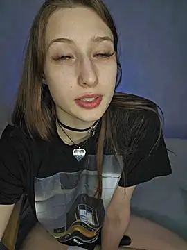 Snapshot of Emma_Willson chatting on 03-26-26, 12:47 Emma Willson online show from 03-26-26, 12:47