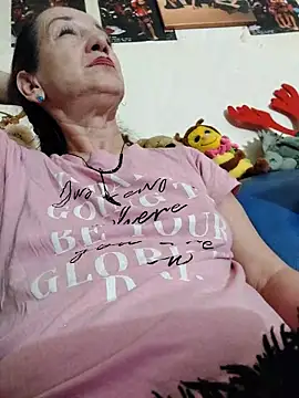 anayss17 online show from 04-15-26, 07:58