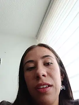Snapshot of dafneblase chatting on 05-23-26, 12:26 dafneblase online show from 05-23-26, 12:26