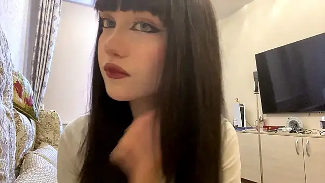 LoidaTrytten online show from 03-19-26, 01:44