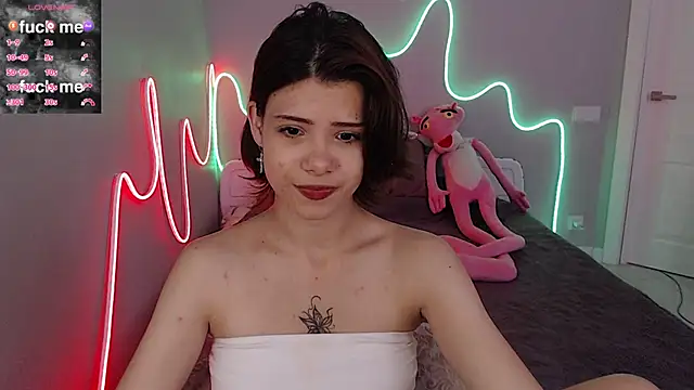 Snapshot of llittle-peachh chatting on 06-12-26, 09:18 llittle-peachh online show from 06-12-26, 09:18