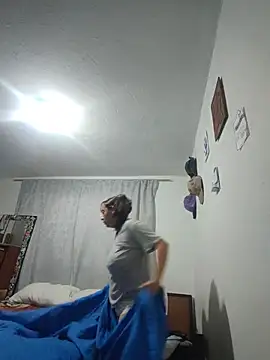 Im Luuu online show from 07-10-26, 10:59