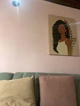 Im Luuu online show from 04-22-26, 12:34