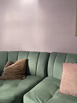 Im Luuu online show from 04-01-26, 01:23