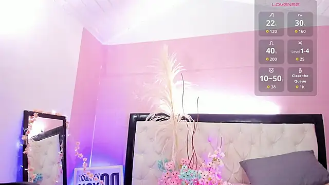 Emily Roussee online show from 03-11-26, 11:37