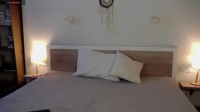 Snapshot of HermioneMoon chatting on 07-19-26, 10:45 HermioneMoon online show from 07-19-26, 10:45