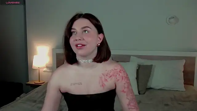 HermioneMoon online show from 03-30-26, 04:19