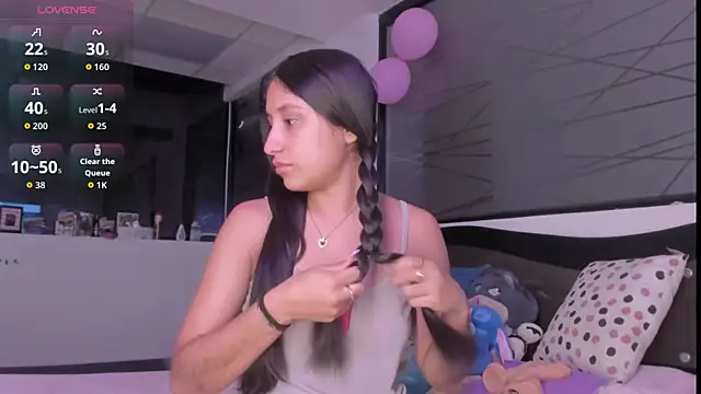Snapshot of Princess_tina chatting on 04-18-26, 10:17 Princess tina online show from 04-18-26, 10:17