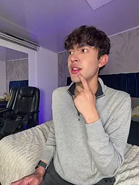 MatthewMoore  online show from 03-10-26, 12:58