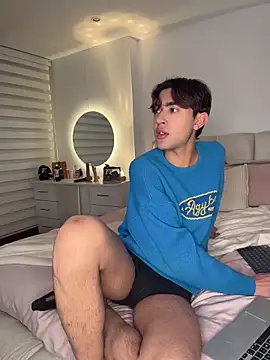 MatthewMoore  online show from 04-21-26, 12:34