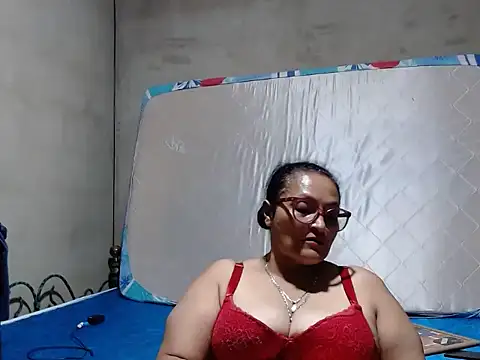  BellaNocturna online show from 04-26-26, 01:03