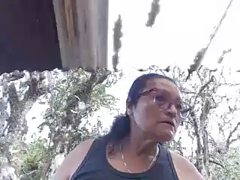 Snapshot of _BellaNocturna chatting on 05-14-26, 02:47 BellaNocturna online show from 05-14-26, 02:47