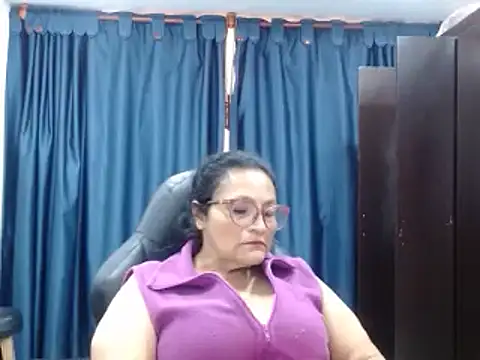  BellaNocturna online show from 04-14-26, 10:26