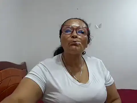  BellaNocturna online show from 03-17-26, 03:31