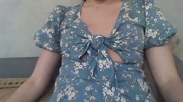 Luna2547 online show from 04-20-26, 06:31