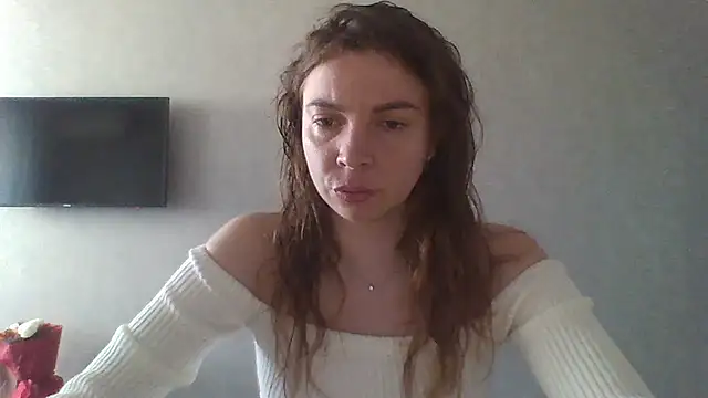 Luna2547 online show from 03-29-26, 02:30