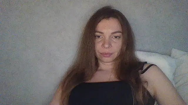 Luna2547 online show from 04-18-26, 04:31