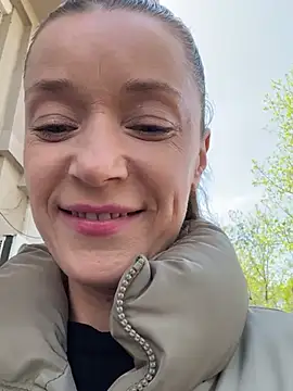 MONICANIX online show from 04-25-26, 10:29