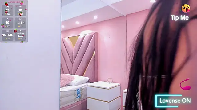 chloe larson online show from 04-08-26, 12:39