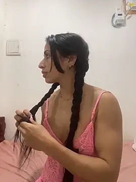 Snapshot of sweetwanda chatting on 05-27-26, 06:15 sweetwanda online show from 05-27-26, 06:15