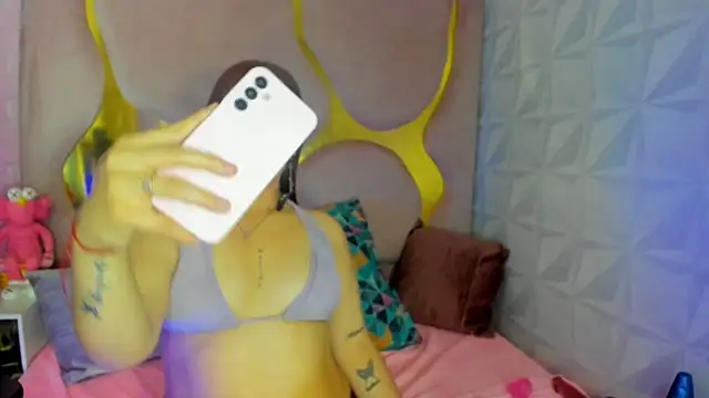 FreyaHL online show from 04-04-26, 07:53