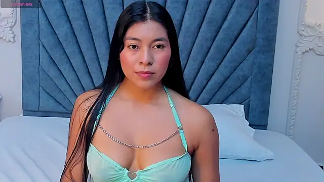 Leandra-Johnson online show from 05-11-26, 02:07