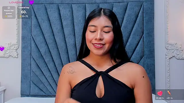 Leandra-Johnson online show from 04-07-26, 01:57