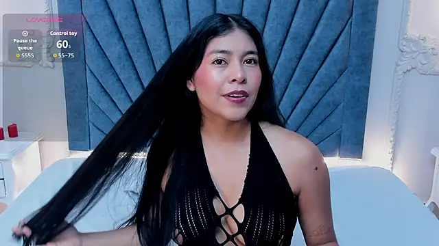 Leandra-Johnson online show from 05-04-26, 01:47
