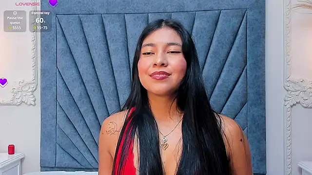 Leandra-Johnson online show from 04-04-26, 01:50