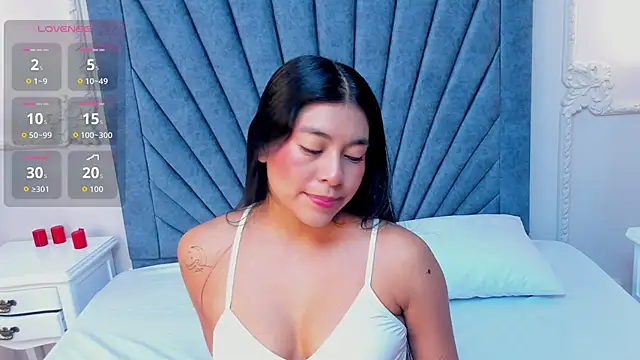 Leandra-Johnson online show from 05-23-26, 01:32