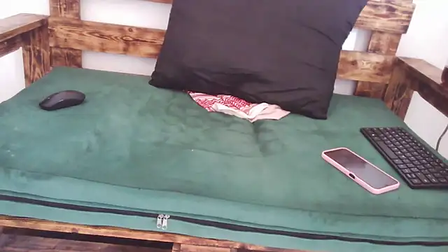 pinkycat online show from 03-18-26, 11:02