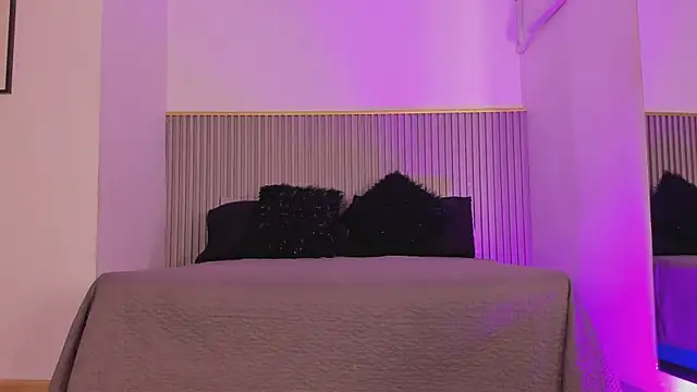 ashvalentine  online show from 07-18-26, 07:55