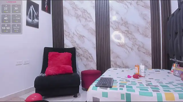 Nina vegas online show from 04-09-26, 02:23