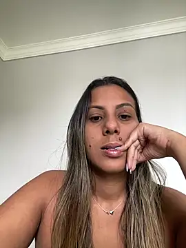 Snapshot of kifanyy chatting on 05-21-26, 11:29 kifanyy online show from 05-21-26, 11:29