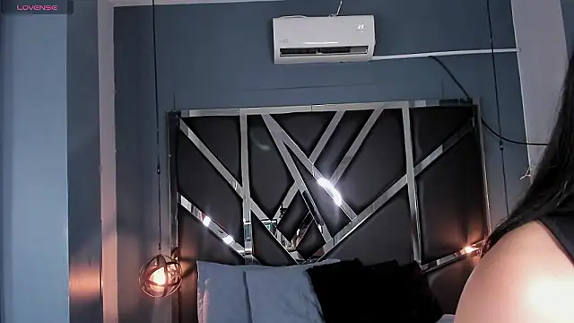 Esmeralda  18 online show from 03-20-26, 07:26