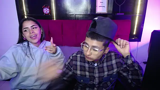  chloe 1 online show from 04-17-26, 10:23