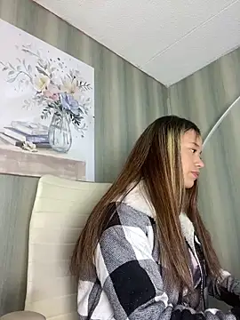 Baby Pink Love online show from 03-18-26, 06:31