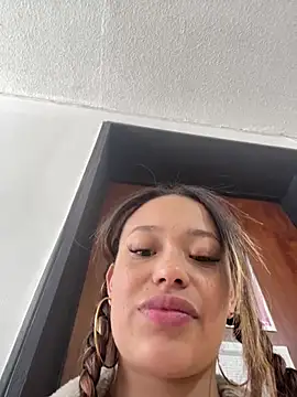 Baby Pink Love online show from 06-11-26, 06:05