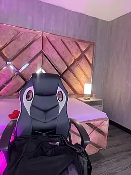 Cherry Charlottee online show from 03-06-26, 07:31