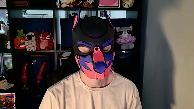 Snapshot of MellPUP chatting on 07-14-26, 06:03 MellPUP online show from 07-14-26, 06:03