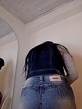 jaade doll online show from 04-17-26, 01:58