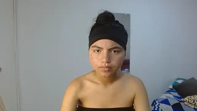 Snapshot of kimmyfuckass chatting on 05-28-26, 01:39 kimmyfuckass online show from 05-28-26, 01:39