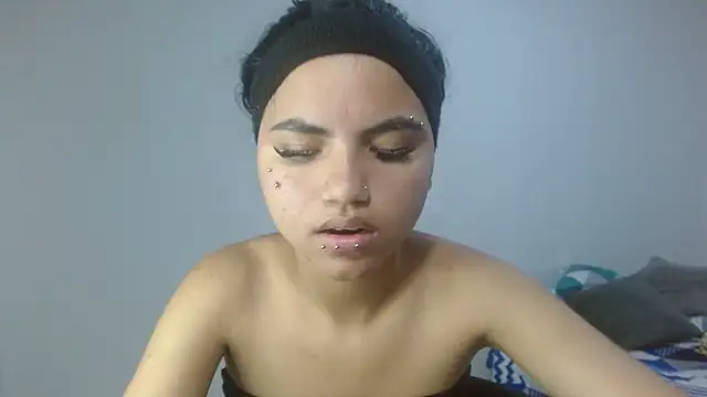 Snapshot of kimmyfuckass chatting on 06-01-26, 12:27 kimmyfuckass online show from 06-01-26, 12:27